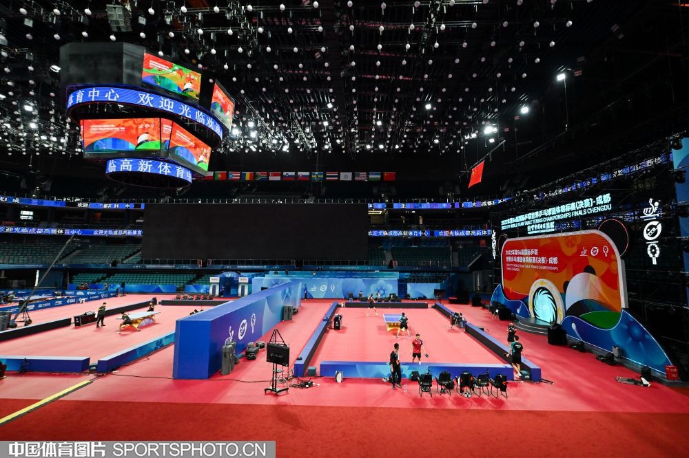 — @AdriaAlbets 来源：Barça Universal